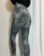 Load image into Gallery viewer, Made2Order: Fleece Leggings