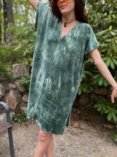 Load image into Gallery viewer, Dark Moss Velour Kaftan