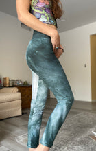 Load image into Gallery viewer, Made2order: High Waisted Leggings