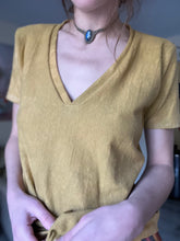 Load image into Gallery viewer, Daisy Daily Tee
