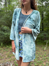 Load image into Gallery viewer, Water and Ice Kimono
