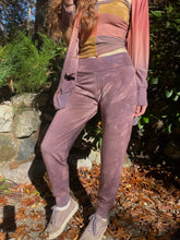 Load image into Gallery viewer, Fleece Day Dream Pants
