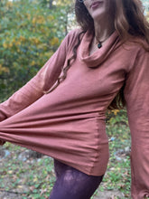 Load image into Gallery viewer, Made2Order: Long Fall Cowl Top
