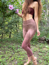 Load image into Gallery viewer, Sedona Rock Leggings
