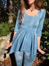 Load image into Gallery viewer, Teal Fairy Top
