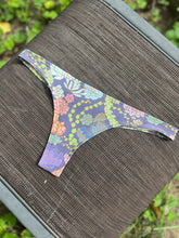 Load image into Gallery viewer, Succulent Thong
