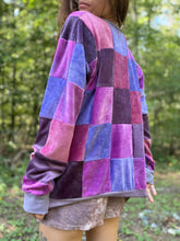 Load image into Gallery viewer, Deep Pink Pull Over
